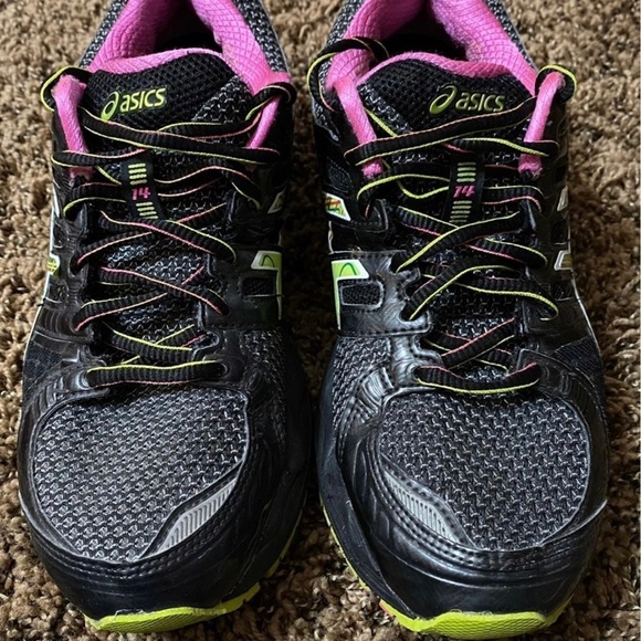 Asics Tennis Shoes - Picture 2 of 6